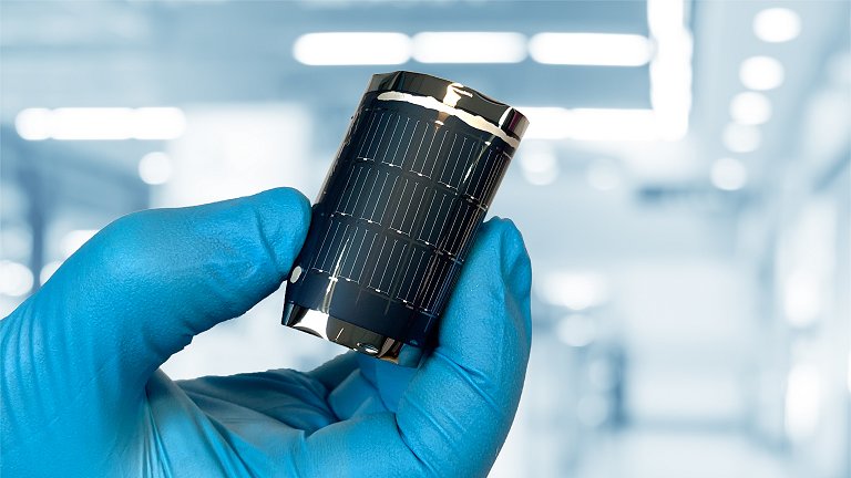 Célula solar flexível bate recorde com 21,4% de eficiência energia alternativa alterima