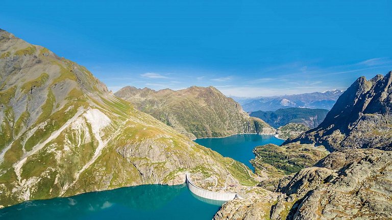 Suíça inaugura maior bateria de água do mundo