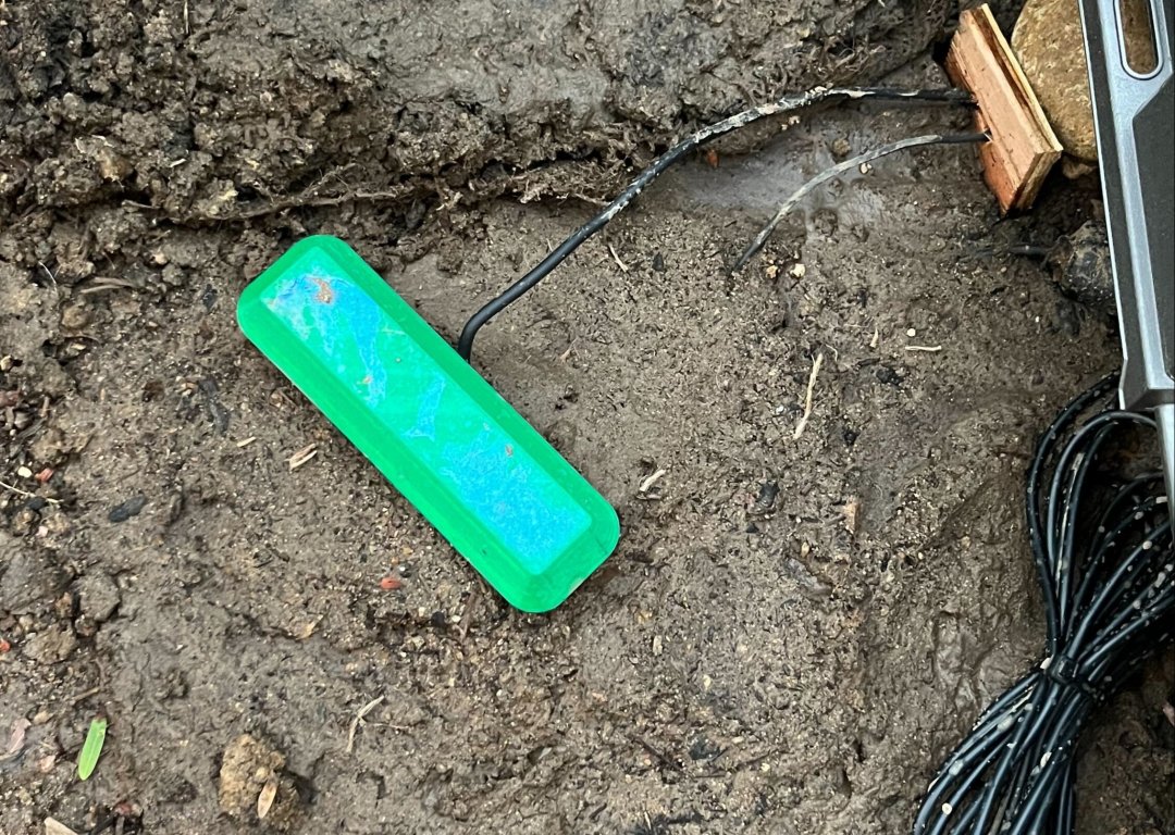Célula de combustível movida a sujeira funciona para sempre alterima micro central hidreletrica